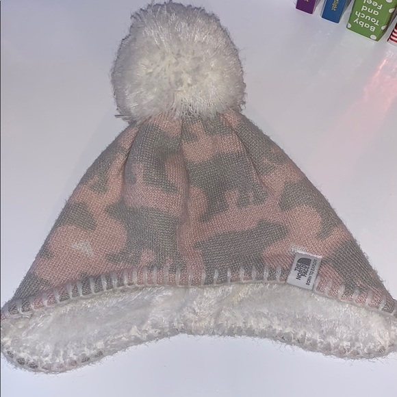 Infant northface hat and gloves - Picture 2 of 6